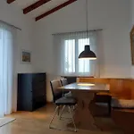 Casa Petra * Gambarogno